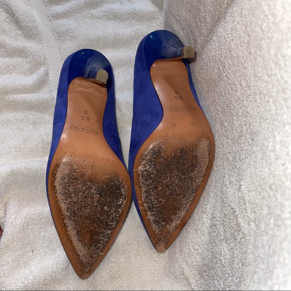 Women Coach Heels - Picture 5 of 7
